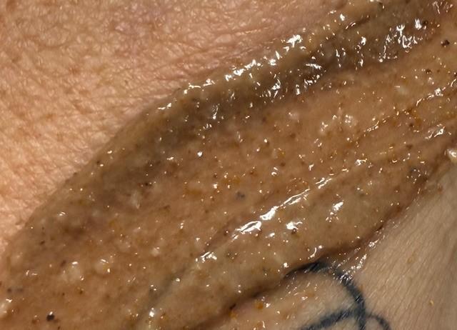 Cacao & Walnut Exfoliating Face Scrub