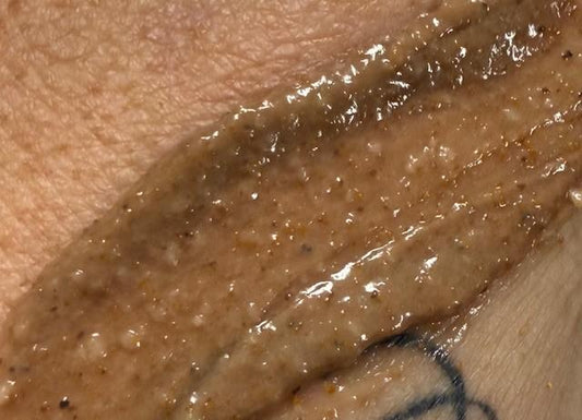 Cacao & Walnut Exfoliating Face Scrub