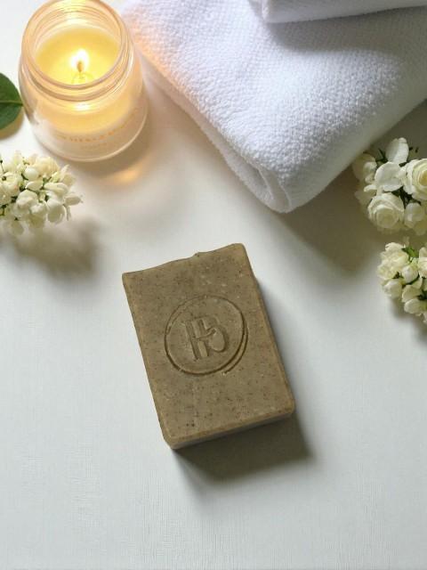 The Scrubby Deluxe Cleansing Bar