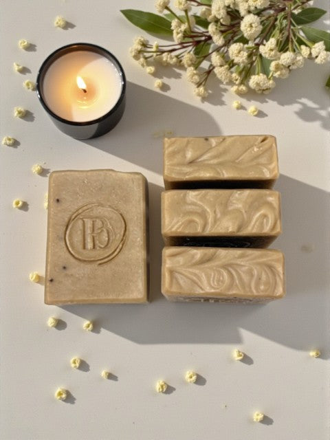 Kiwi & Cucumber Deluxe Cleansing Bar